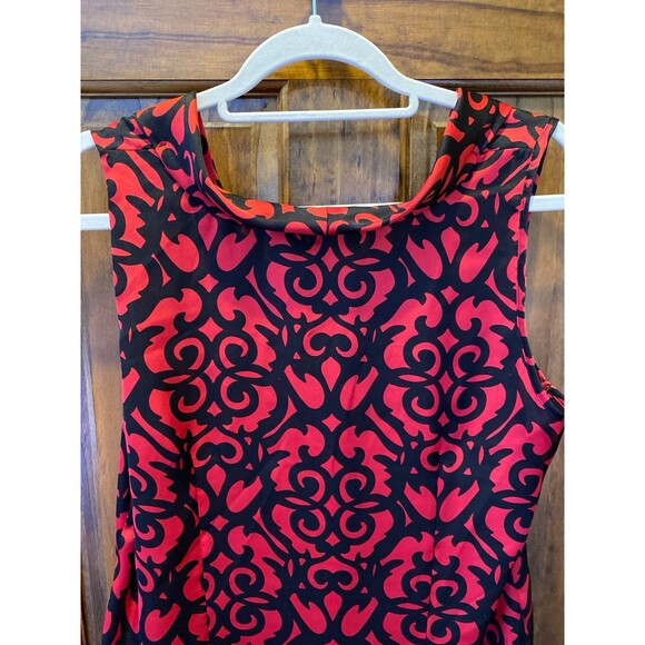 New Directions Blouse Size Large Top Gorgeous Red & Black Pattern Sleeveless - Picture 5 of 9